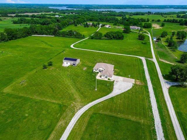7301 SW F Highway, Trimble, MO 64492