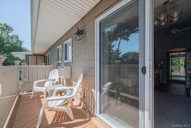 365 Route 111 A12, Smithtown, NY 11787