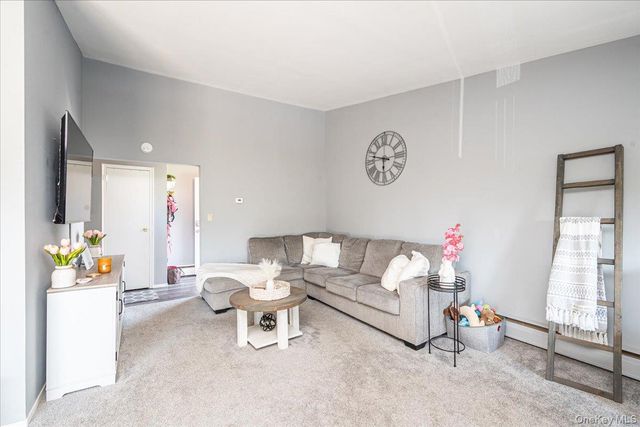 365 Route 111 A12, Smithtown, NY 11787