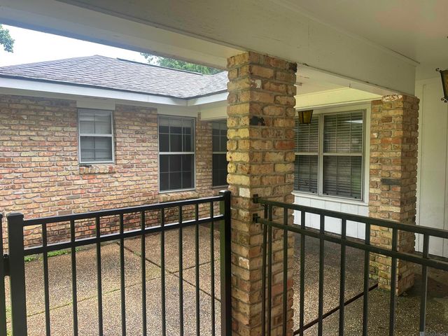 735 Bromley Dr, Baton Rouge, LA 70810