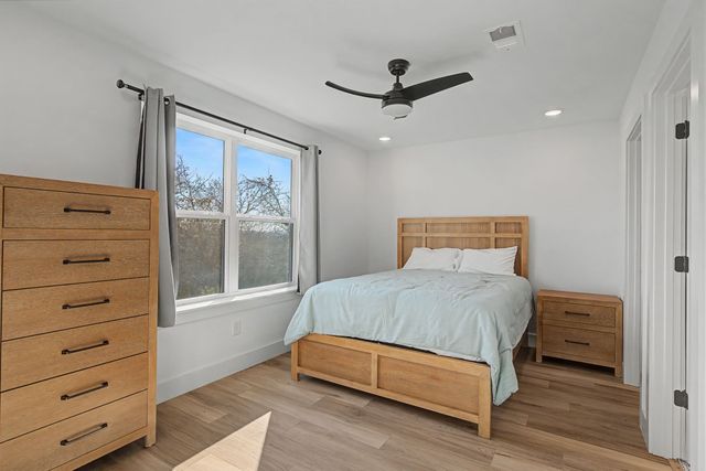 1241 N Avondale Cir Apt 121, Nashville, TN 37207