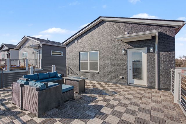 1241 N Avondale Cir Apt 121, Nashville, TN 37207