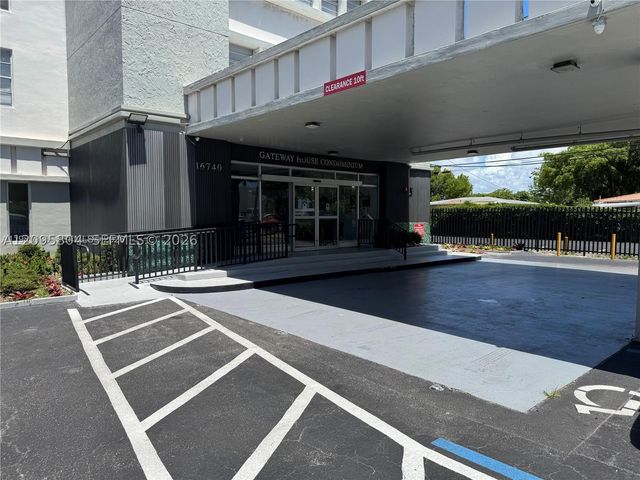 16740 NE 9th Ave 608, North Miami Beach, FL 33162