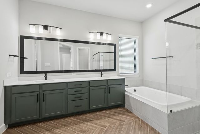 11811 Bush Tail Court, Mont Belvieu, TX 77523