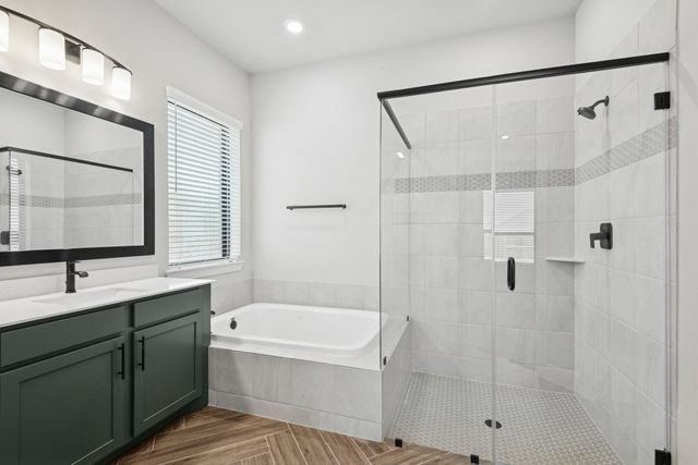 11811 Bush Tail Court, Mont Belvieu, TX 77523