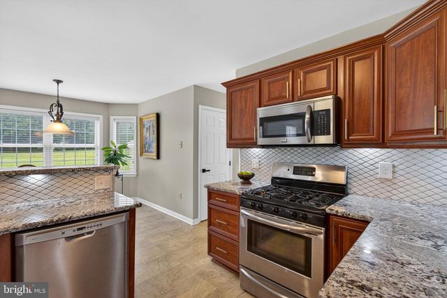 7 MARQUIS CT, Lititz, PA 17543