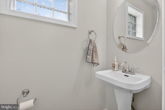 7 MARQUIS CT, Lititz, PA 17543