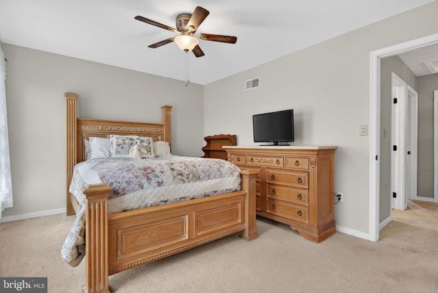 7 MARQUIS CT, Lititz, PA 17543
