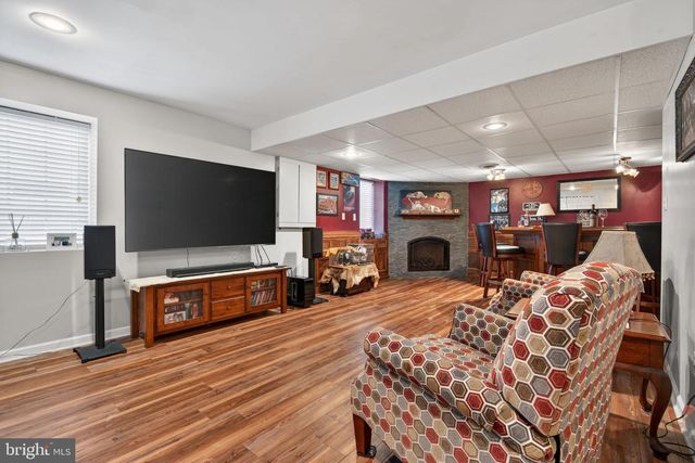 7 MARQUIS CT, Lititz, PA 17543