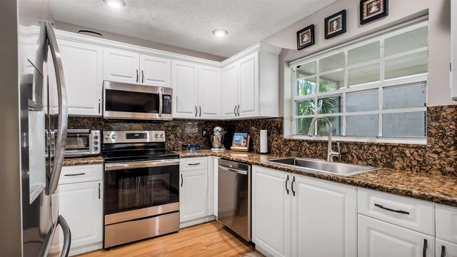 3364 NW 79th Avenue, Margate, FL 33063