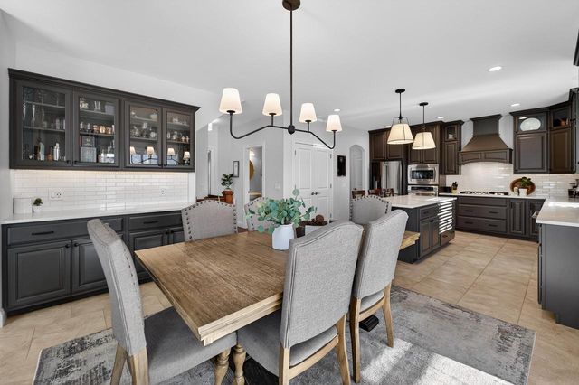 2014 Cardinal Way, Waunakee, WI 53597