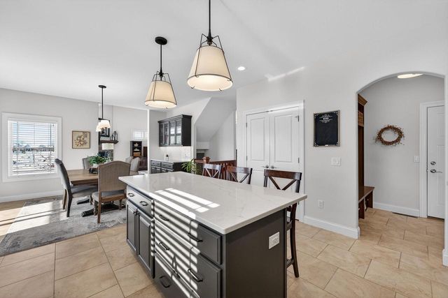 2014 Cardinal Way, Waunakee, WI 53597