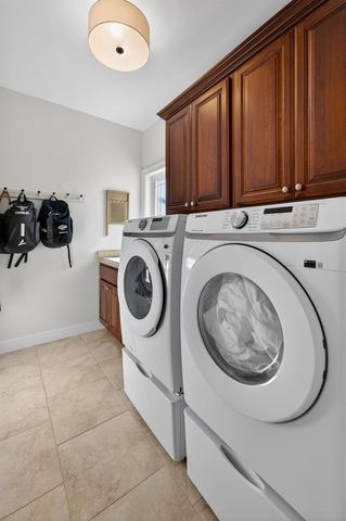 2014 Cardinal Way, Waunakee, WI 53597