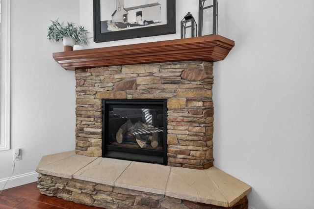 2014 Cardinal Way, Waunakee, WI 53597