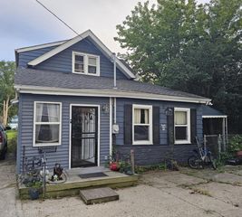 25401 W Loomis ROAD, Waterford, WI 53185