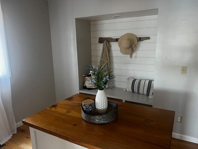 1601 Damron Rd, Estill Springs, TN 37330