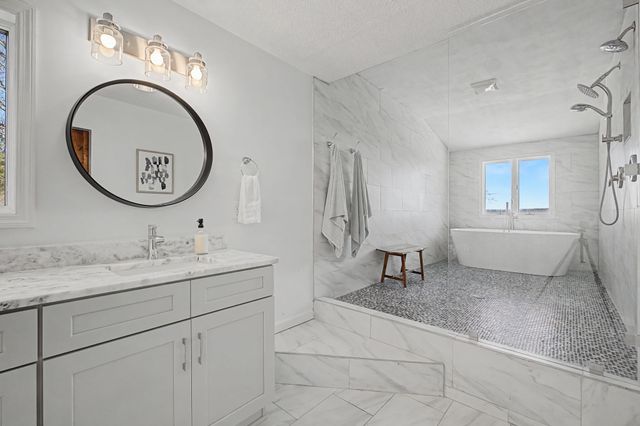 1601 Damron Rd, Estill Springs, TN 37330