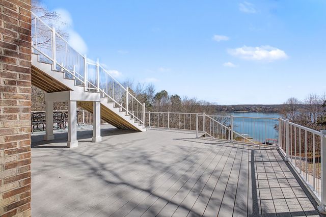 1601 Damron Rd, Estill Springs, TN 37330