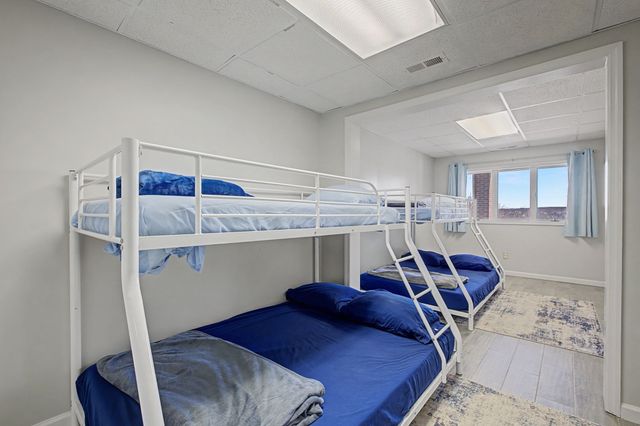 1601 Damron Rd, Estill Springs, TN 37330