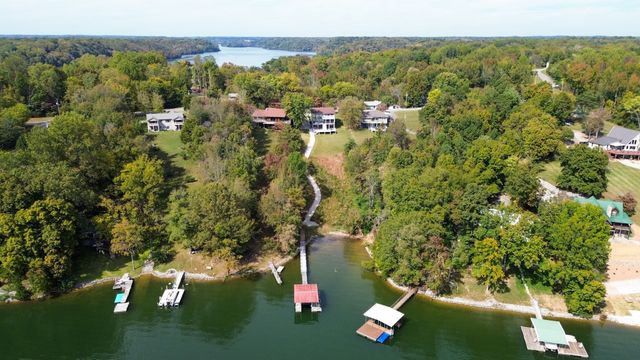 1601 Damron Rd, Estill Springs, TN 37330