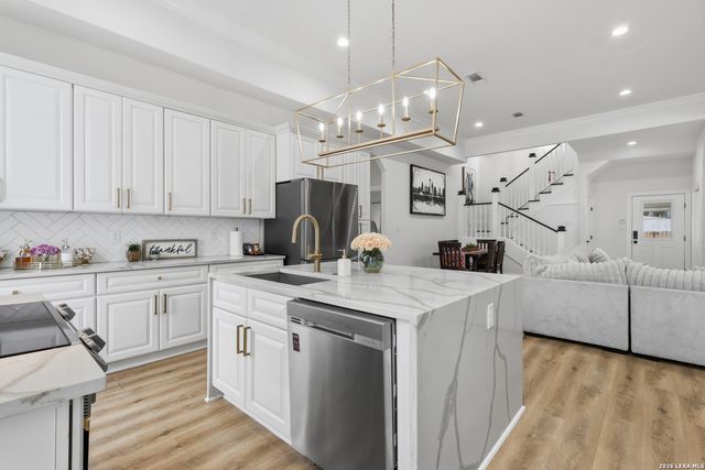 403 Montana, San Antonio, TX 78203