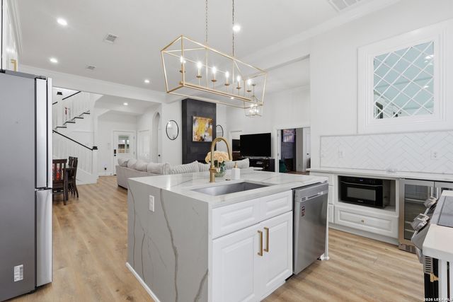 403 Montana, San Antonio, TX 78203