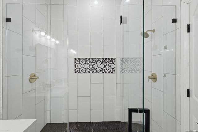 403 Montana, San Antonio, TX 78203