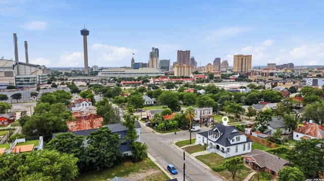 403 Montana, San Antonio, TX 78203