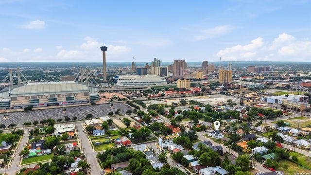 403 Montana, San Antonio, TX 78203