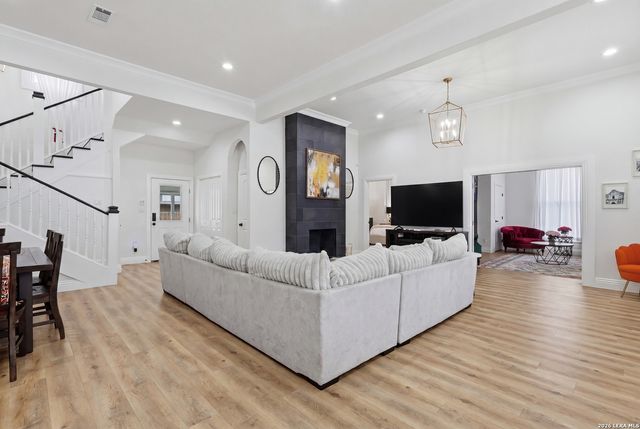 403 Montana, San Antonio, TX 78203