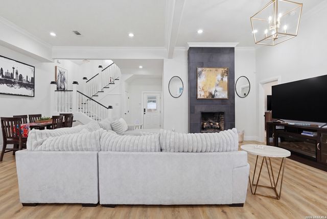 403 Montana, San Antonio, TX 78203
