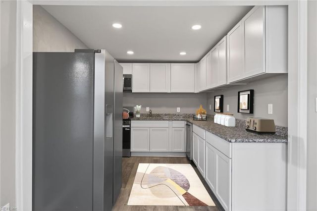 1809 Roanoke AVE, Newport News, VA 23601