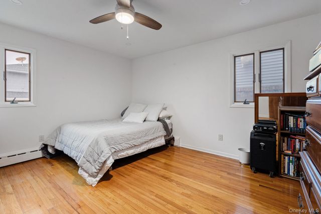 179 California Place N, Island Park, NY 11558