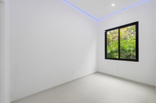 1629 NE 1st Avenue, Fort Lauderdale, FL 33305