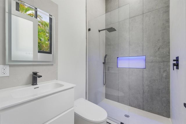 1629 NE 1st Avenue, Fort Lauderdale, FL 33305