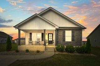 109 Thacker Dr, Portland, TN 37148
