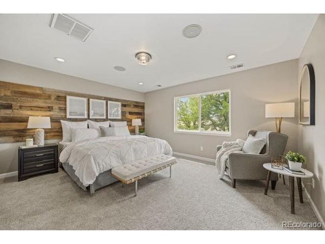 440 Elizabeth St, Dacono, CO 80514