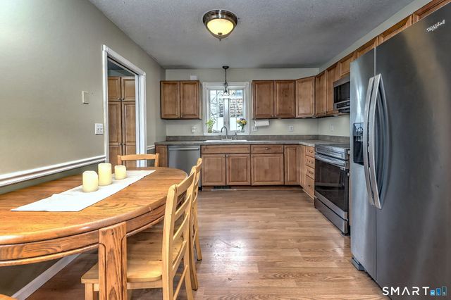 94 Hosier Road, Plymouth, CT 06782