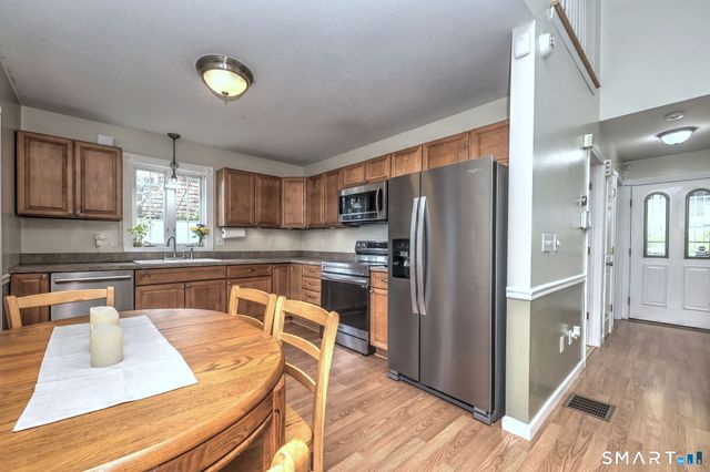 94 Hosier Road, Plymouth, CT 06782