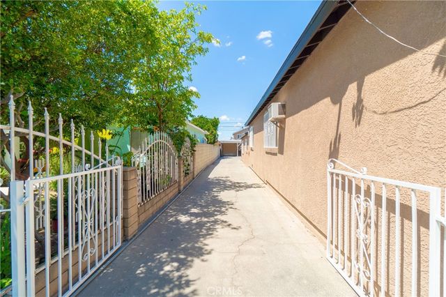 549 Williamson, Los Angeles, CA 90022