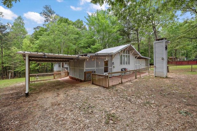 125 Crest Cir Circle, Etoile, TX 75944