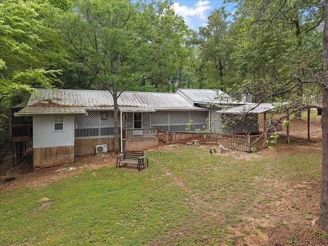 125 Crest Cir Circle, Etoile, TX 75944