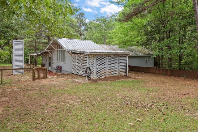 125 Crest Cir Circle, Etoile, TX 75944