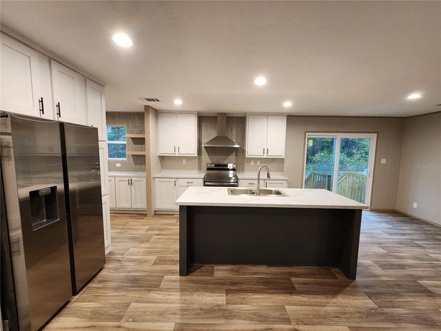 7513 W DUNKLIN STREET, Dunnellon, FL 34433