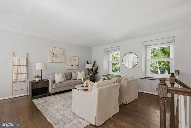 8827 LAFAYETTE DR, Owings, MD 20736