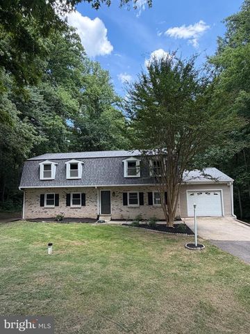 8827 LAFAYETTE DR, Owings, MD 20736