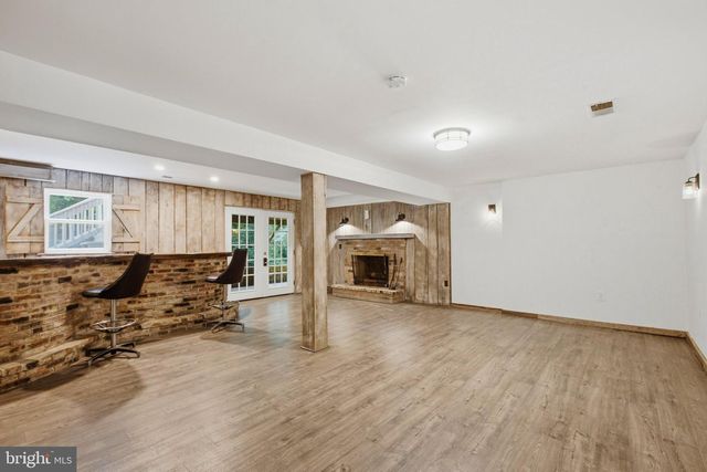 8827 LAFAYETTE DR, Owings, MD 20736