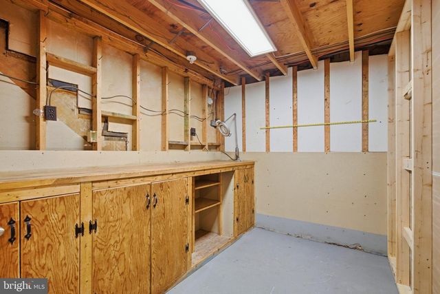 8827 LAFAYETTE DR, Owings, MD 20736
