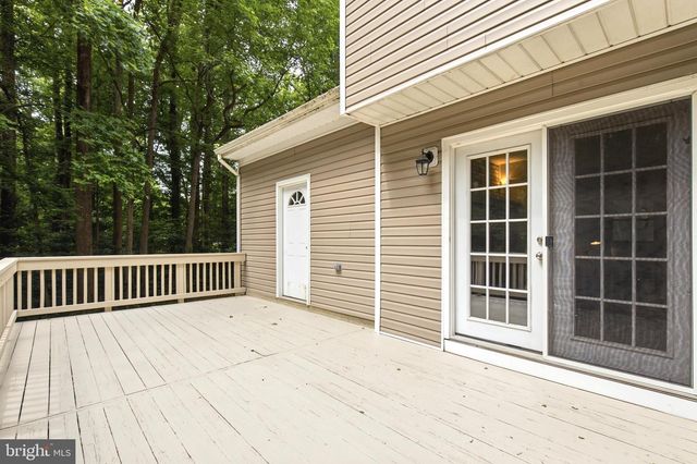 8827 LAFAYETTE DR, Owings, MD 20736