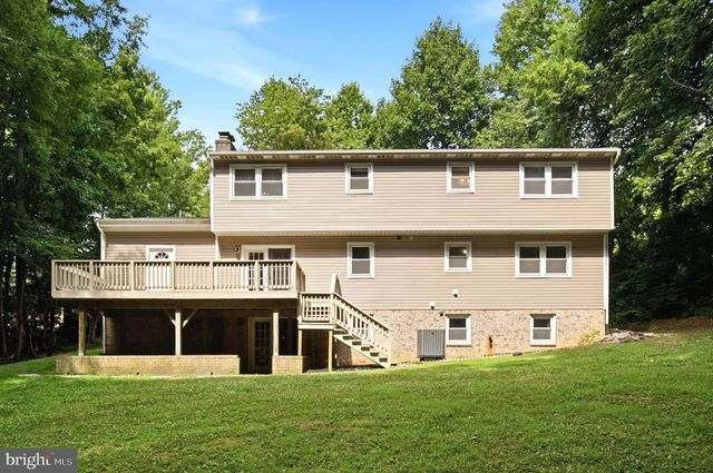 8827 LAFAYETTE DR, Owings, MD 20736